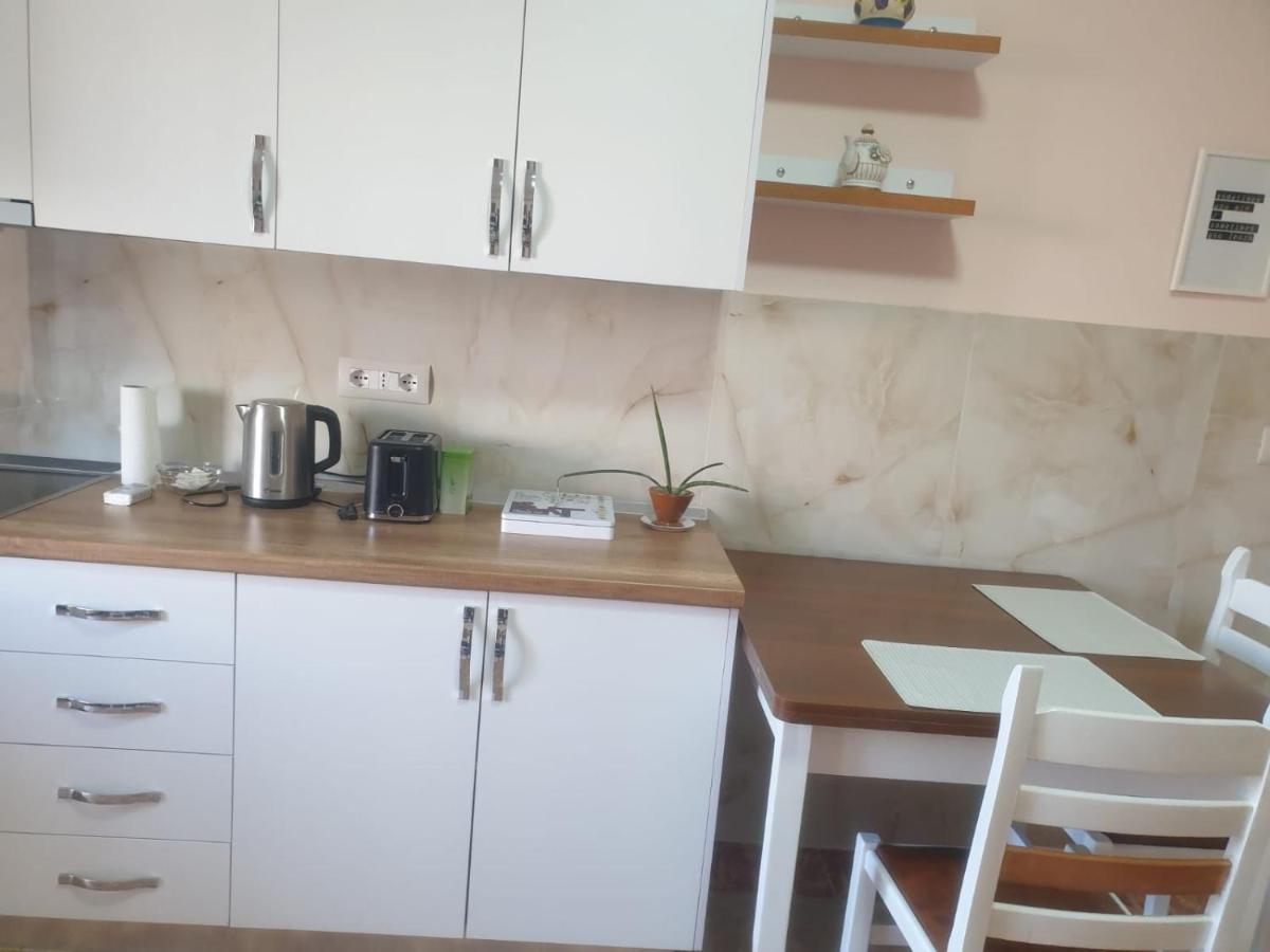 Jozi Kaiser Apartment 4 Драч Екстериор снимка